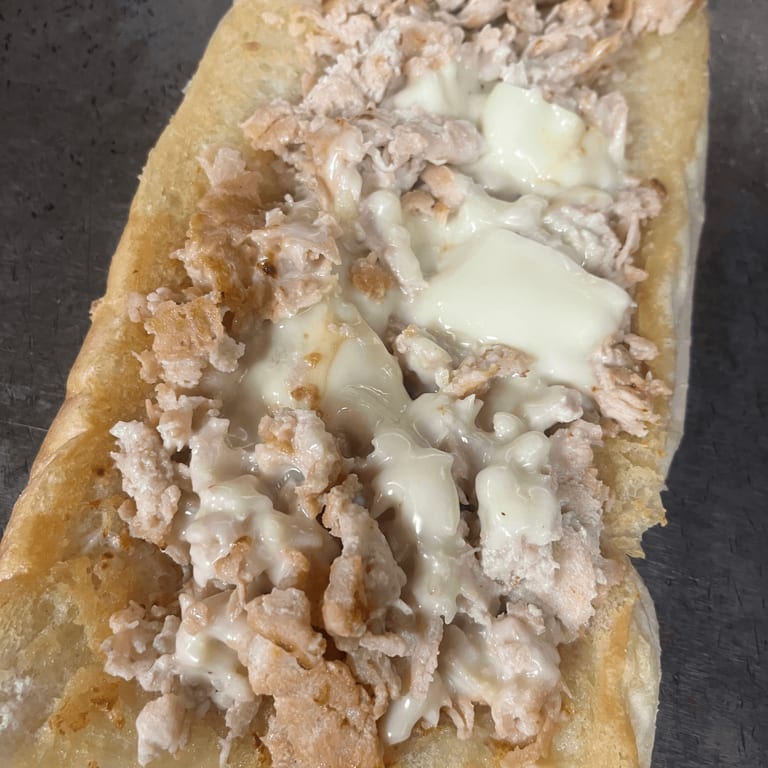 Delicious Chicken Cheesesteak